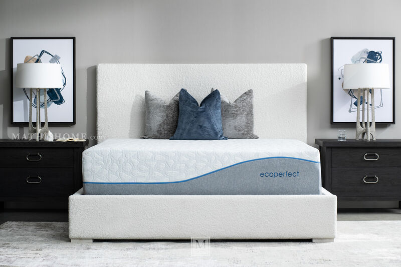 Solaria King Panel Bed